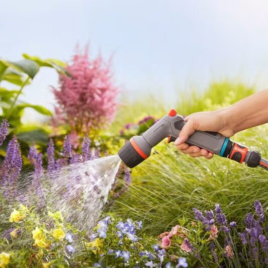 Byta Vattenutkastare & Trädgårdskran